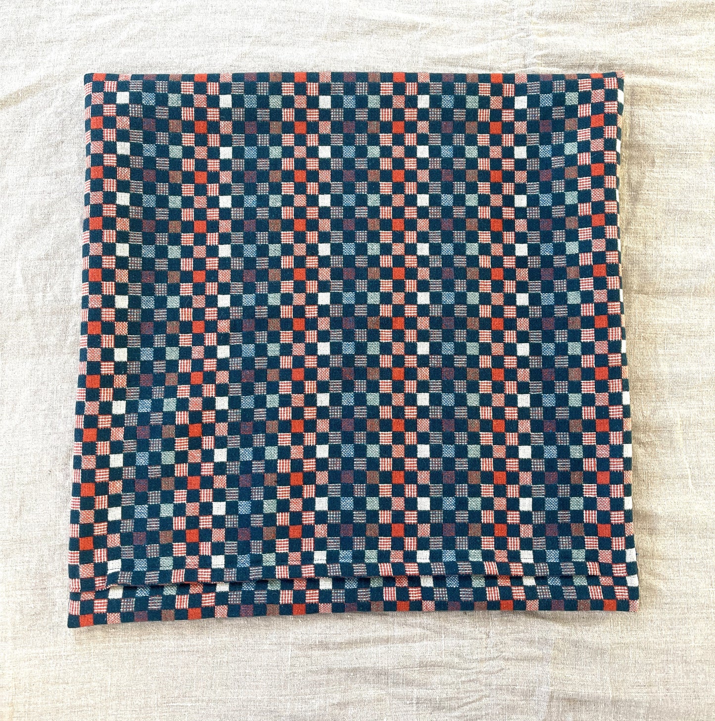 尾州 ドビー織り　正方形クッションカバー（市松　ネイビー）50cm×50cm