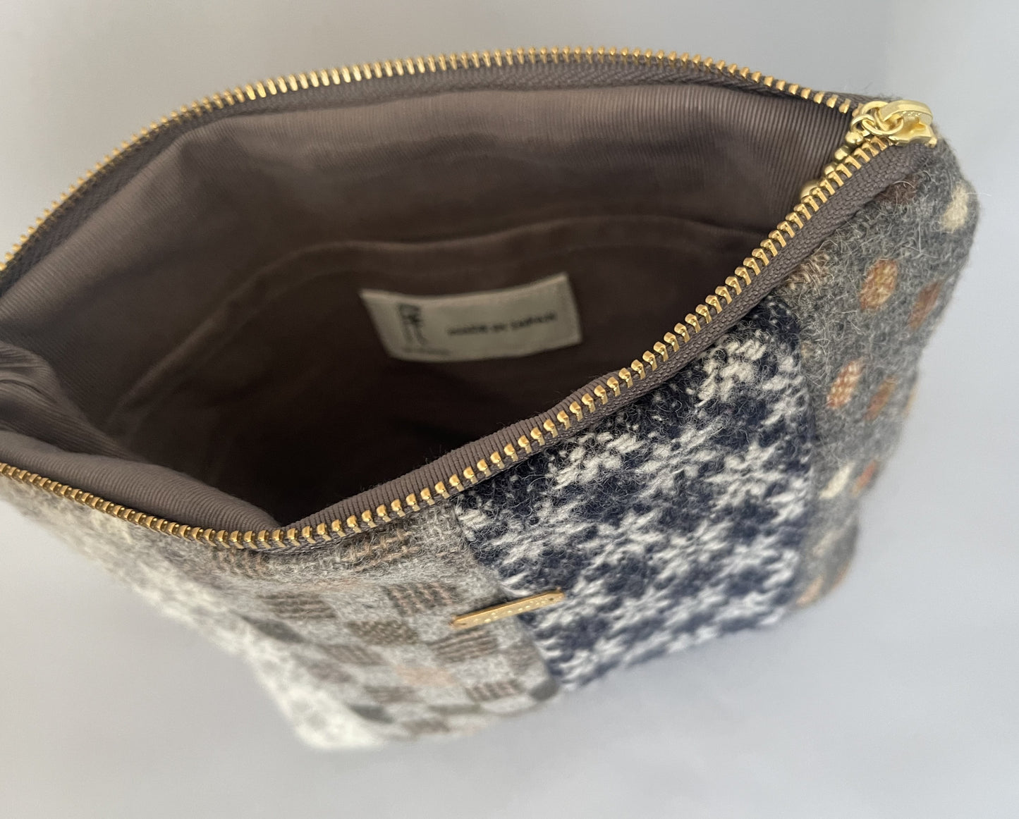 尾州　アップサイクルウール　ポーチ（パッチワーク）寒色