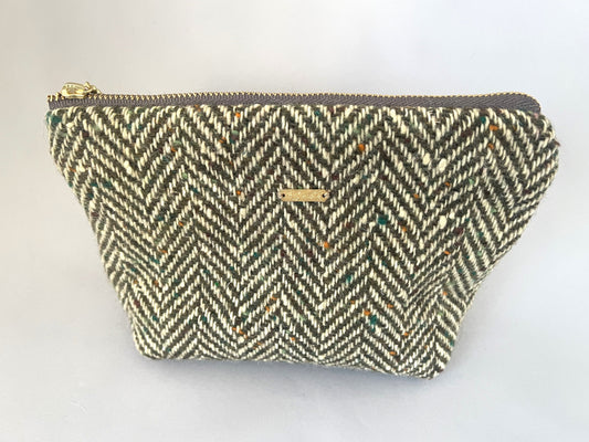 尾州　アップサイクルウール　ポーチ（ヘリンボーン）チャコール