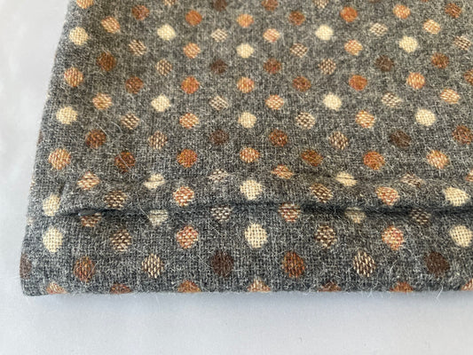 尾州 ドビー織り　正方形クッションカバー（水玉　グレー）45cm×45cm