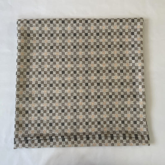 尾州 ドビー織り　正方形クッションカバー（市松　ライトグレー）50cm×50cm