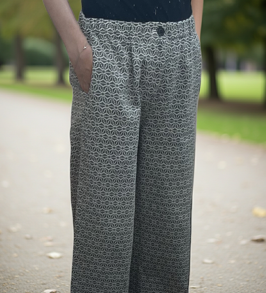 三河木綿　刺し子織　ワイドパンツ（麻の葉柄）ユニセックス